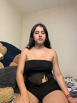 Snapshot of vikysexy283 chatting on 11-10-25, 02:21 vikysexy283 online show from 11-10-25, 02:21