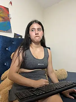 Snapshot of vikysexy283 chatting on 11-23-25, 12:38 vikysexy283 online show from 11-23-25, 12:38