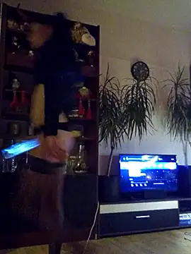  Little Sweatie  online show from 11-02-25, 01:30