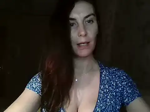 Snapshot of KatalinaQE chatting on 11-17-25, 05:41 KatalinaQE online show from 11-17-25, 05:41