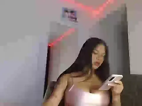 reina reina online show from 10-26-25, 11:53