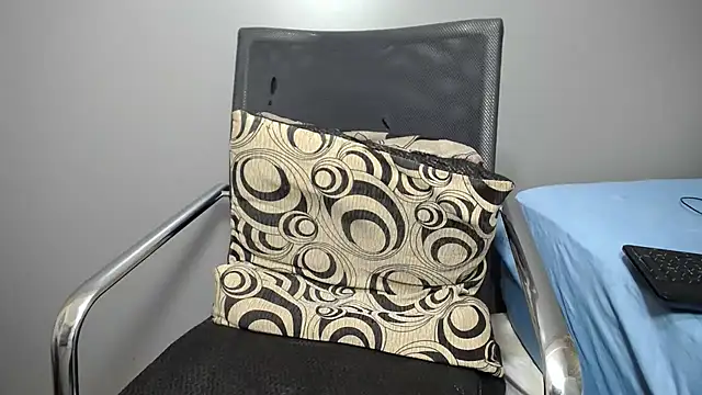 Ozimpho online show from 02-25-26, 10:03