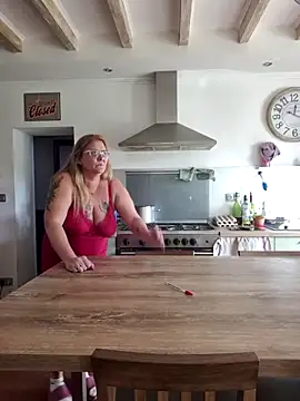 Misspapillon1840 online show from 12-01-25, 10:20