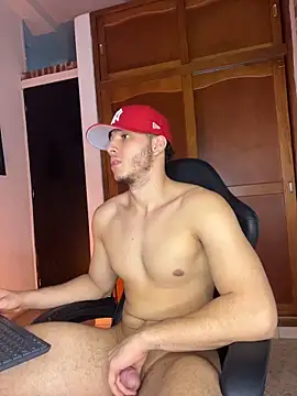 max valiant1 online show from 12-19-25, 05:03