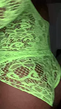 Snapshot of _foreigntitts chatting on 11-29-25, 02:36 foreigntitts online show from 11-29-25, 02:36