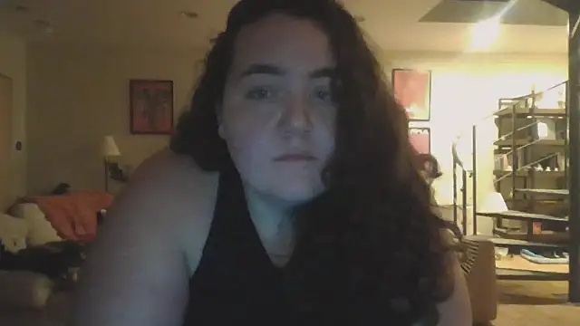 Snapshot of RoseNherThorns chatting on 11-25-25, 02:44 RoseNherThorns online show from 11-25-25, 02:44