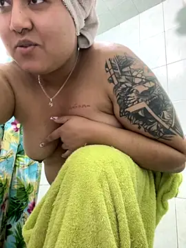 naomy26 online show from 11-04-25, 12:54