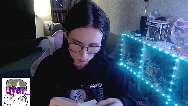 s cara online show from 09-15-25, 01:11