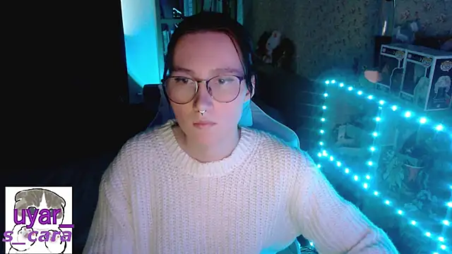 s cara online show from 09-28-25, 03:39