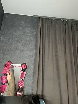 FavoriteKira online show from 11-29-25, 08:01