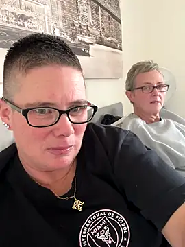 voluptuous-minx online show from 12-14-25, 12:43