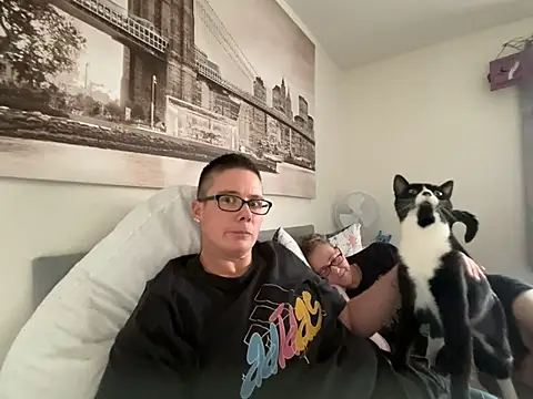 voluptuous-minx online show from 02-27-26, 05:24