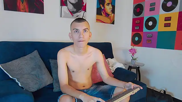 RowanCley online show from 10-16-25, 12:17