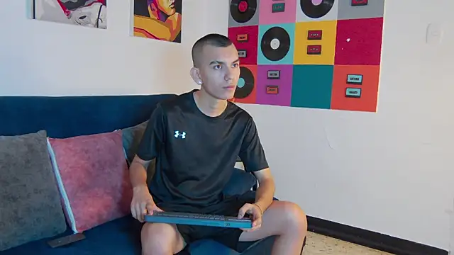 RowanCley online show from 10-18-25, 12:50