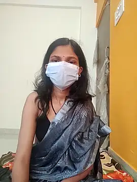 Shivani2002 online show from 12-16-25, 01:32