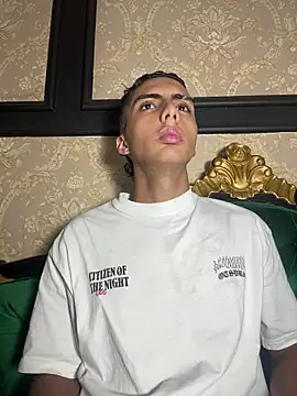 Mister Obsession online show from 10-30-25, 07:14