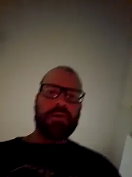 PleaseDegradeMyBody online show from 12-18-25, 05:35