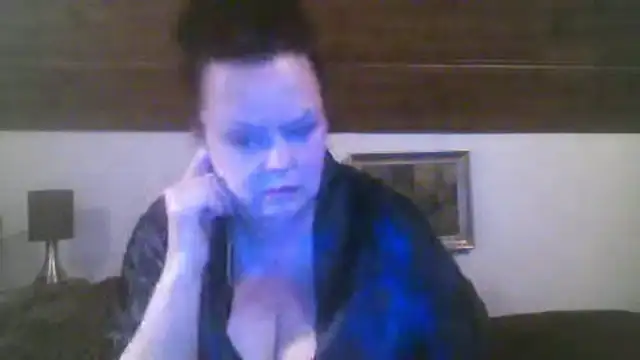 TiffanyMature online show from 09-20-25, 08:21