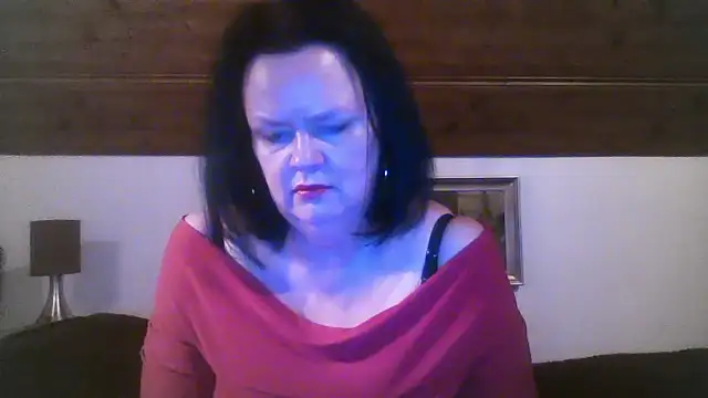 TiffanyMature online show from 09-22-25, 08:22