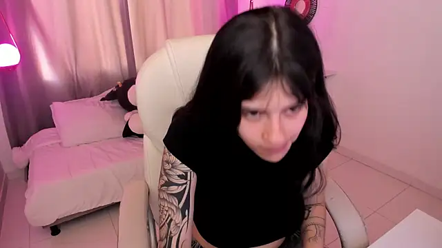 Snapshot of kurito_ chatting on 09-13-25, 11:54 kurito online show from 09-13-25, 11:54