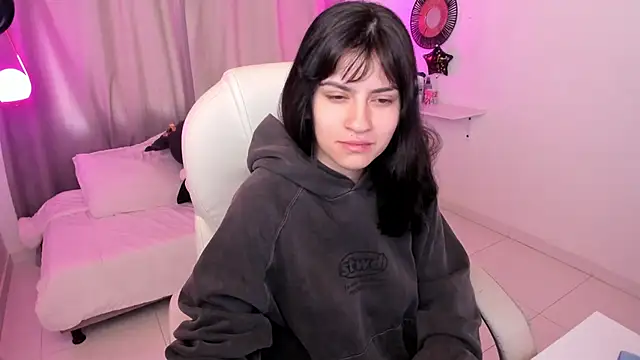 Snapshot of kurito_ chatting on 09-15-25, 11:32 kurito online show from 09-15-25, 11:32