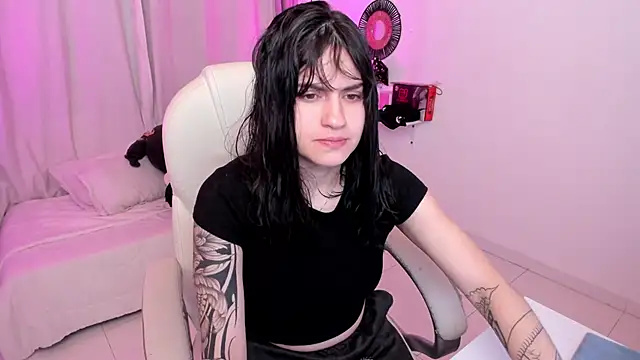 Snapshot of kurito_ chatting on 10-05-25, 04:44 kurito online show from 10-05-25, 04:44