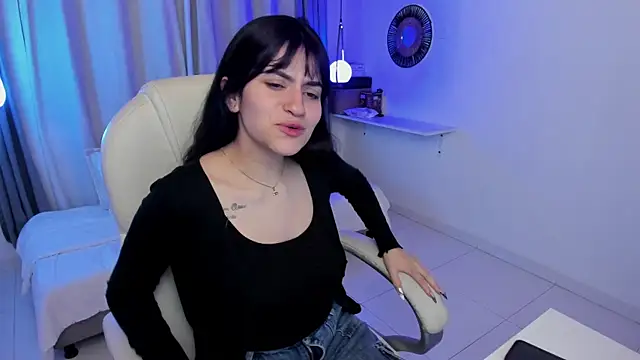 Snapshot of kurito_ chatting on 11-14-25, 03:05 kurito online show from 11-14-25, 03:05