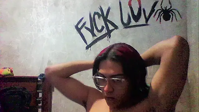 dirty model online show from 12-02-25, 03:56