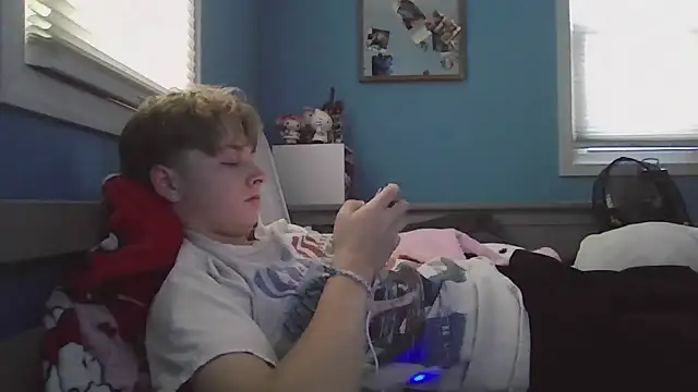 Snapshot of Liam_axel35 chatting on 10-10-25, 09:03 Liam axel35 online show from 10-10-25, 09:03