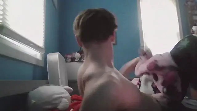 Snapshot of Liam_axel35 chatting on 11-08-25, 06:40 Liam axel35 online show from 11-08-25, 06:40