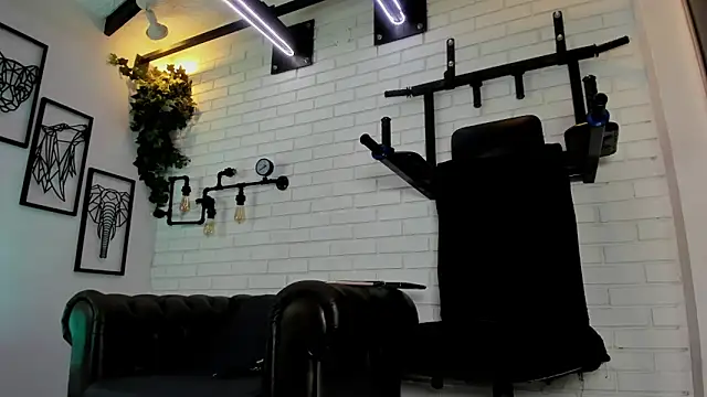 ItaloMoore online show from 01-10-26, 11:12