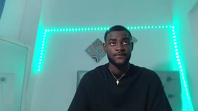 eebony stallion online show from 01-13-26, 07:19