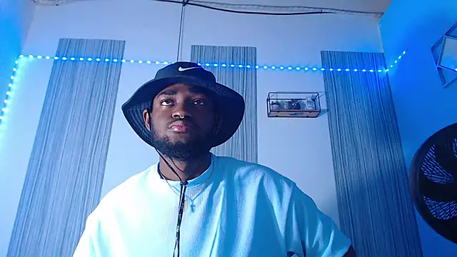 eebony stallion online show from 02-07-26, 03:10