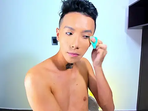 Snapshot of melissa_fem_ chatting on 11-06-25, 03:35 melissa fem online show from 11-06-25, 03:35