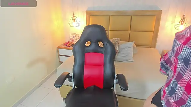 MELISSAROUGE online show from 11-10-25, 07:35