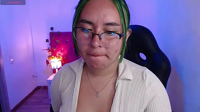 SashaGrey   online show from 10-03-25, 04:48