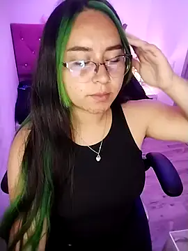 SashaGrey   online show from 10-08-25, 01:53