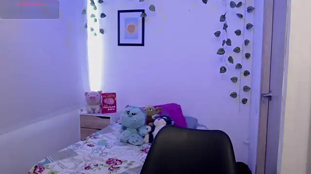 SashaGrey   online show from 10-15-25, 05:57