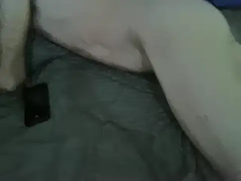 Snapshot of jaco1210 chatting on 11-06-25, 11:04 jaco1210 online show from 11-06-25, 11:04