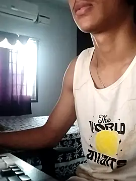 Snapshot of kjohn20 chatting on 12-02-25, 08:19 kjohn20 online show from 12-02-25, 08:19