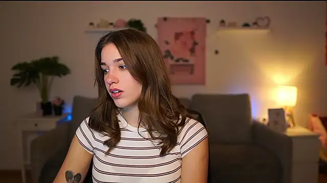 kissie cat online show from 01-08-26, 02:19