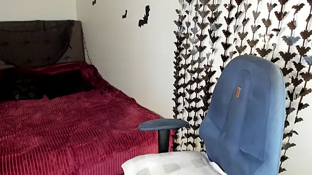 Snapshot of AndrianaBelle chatting on 11-05-25, 06:19 AndrianaBelle online show from 11-05-25, 06:19