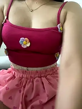 Snapshot of lanlan_girl2k chatting on 09-25-25, 07:45 lanlan girl2k online show from 09-25-25, 07:45