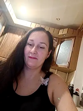 Amandda  online show from 10-13-25, 06:19