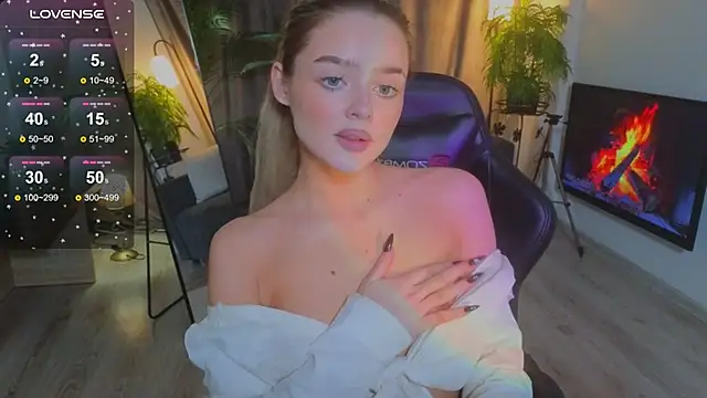 Snapshot of Relax_Time_ chatting on 10-17-25, 03:03 Relax Time online show from 10-17-25, 03:03