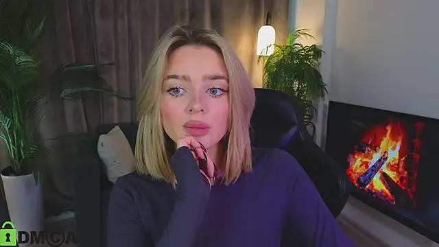 Snapshot of Relax_Time_ chatting on 10-24-25, 12:01 Relax Time online show from 10-24-25, 12:01