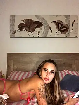 Rosieredxox online show from 11-07-25, 07:47