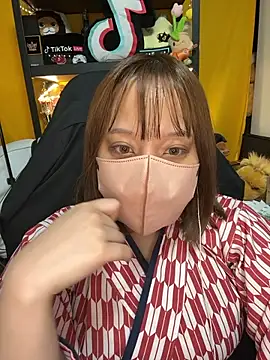 0kanna0 online show from 09-18-25, 04:09