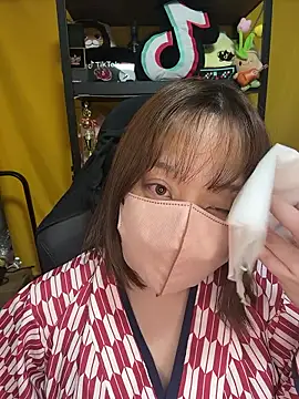 0kanna0 online show from 09-28-25, 05:18