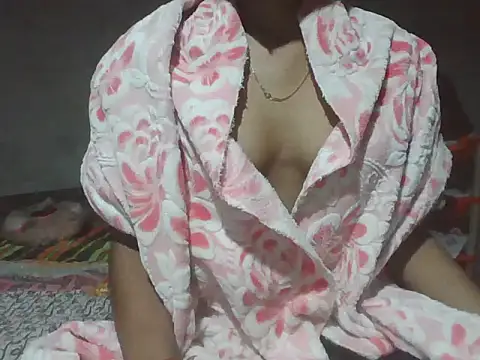 mala2580 online show from 11-08-25, 05:01